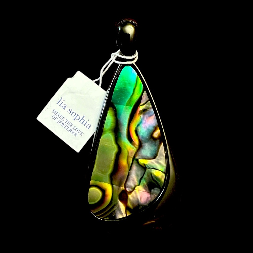 Abalone pendant